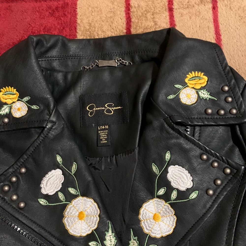 Jessica Simpson jacket - Picture 4 of 4